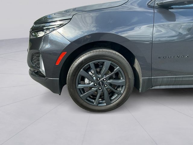 Used 2023 Chevrolet Equinox RS w/ RS Leather Package AWD/4WD image 9