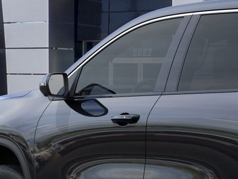 New 2025 GMC Acadia Elevation image 12