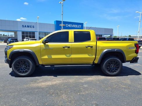 Used 2024 Chevrolet Colorado Trail Boss w/ Advanced Trailering Package AWD/4WD image 5