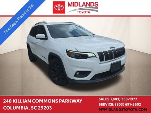 Used 2019 Jeep Cherokee Latitude w/ Popular Appearance Group image 1