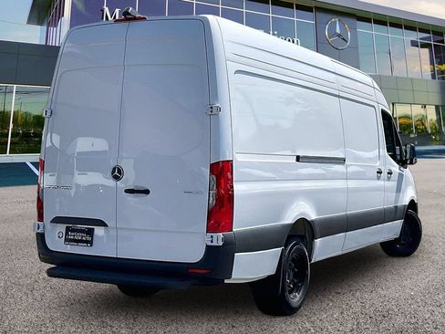 Used 2026 Mercedes-Benz Sprinter 3500 image 10