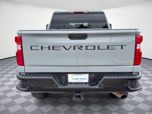 Used 2024 Chevrolet Silverado 2500 Custom w/ Custom Value Package AWD/4WD image 11