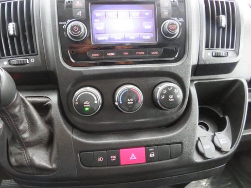 Used 2021 RAM ProMaster 1500 w/ Convenience Group FWD image 15