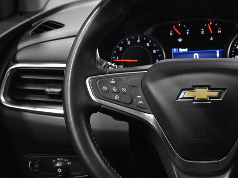 Used 2022 Chevrolet Equinox LT w/ Driver Convenience Package FWD image 7
