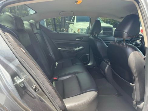 Used 2019 Nissan Altima 2.5 SR image 15