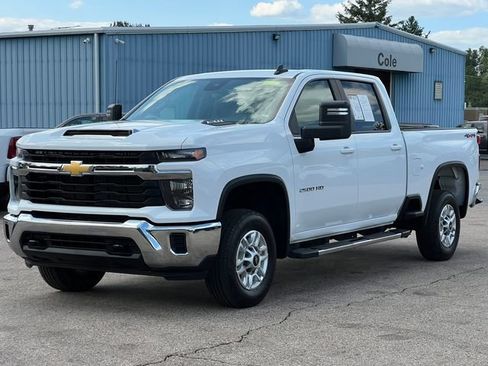 Used 2026 Chevrolet Silverado 2500 LT w/ Snow Plow Prep/Camper Package AWD/4WD image 40