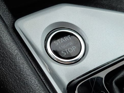 Used 2025 Nissan Altima 2.5 SV FWD image 26