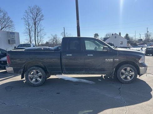 Used 2016 RAM 1500 Big Horn image 5