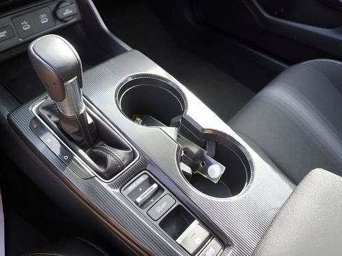 Used 2025 Honda Civic Sport image 23