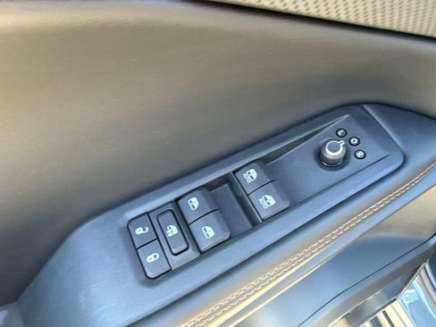 New 2026 Jeep Cherokee Overland AWD/4WD image 19