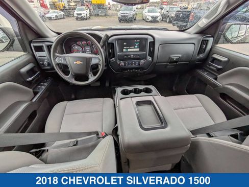 Used 2018 Chevrolet Silverado 1500 Custom w/ Custom Value Package AWD/4WD image 30