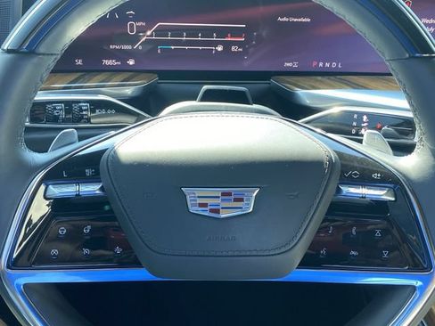 Certified 2025 Cadillac Escalade Sport Platinum w/ LPO, ONYX Package AWD/4WD image 34