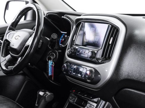 Used 2018 Chevrolet Colorado LT w/ Luxury Package, Chrome RWD image 22