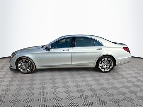 Used 2020 Mercedes-Benz S 560 4MATIC Sedan w/ Premium Package image 9