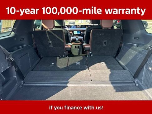 Used 2025 Lincoln Navigator Reserve AWD/4WD image 32