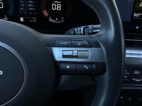 Used 2025 Hyundai Kona SEL image 36