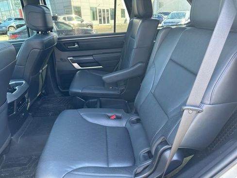 Used 2023 Toyota Sequoia Platinum image 16