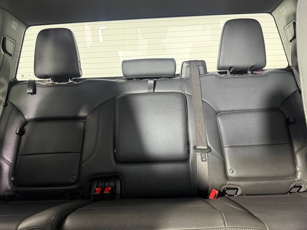 Used 2025 GMC Sierra 1500 SLT AWD/4WD image 23