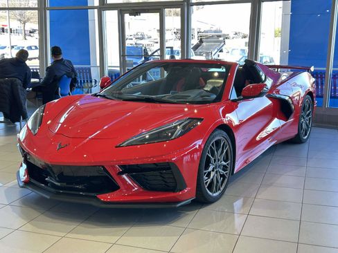 Used 2025 Chevrolet Corvette 3LT w/ Z51 Performance Package image 7