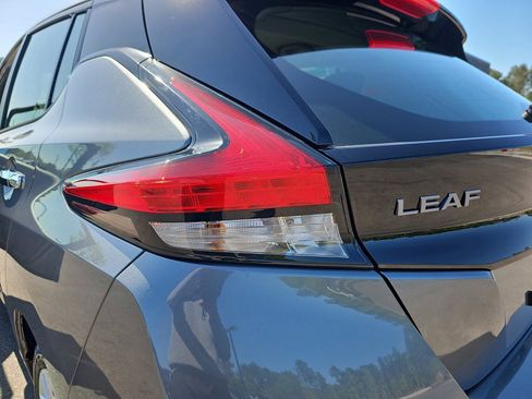 Used 2023 Nissan Leaf S FWD image 33