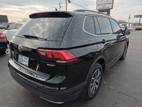 Used 2019 Volkswagen Tiguan SE w/ Panoramic Sunroof Package image 5