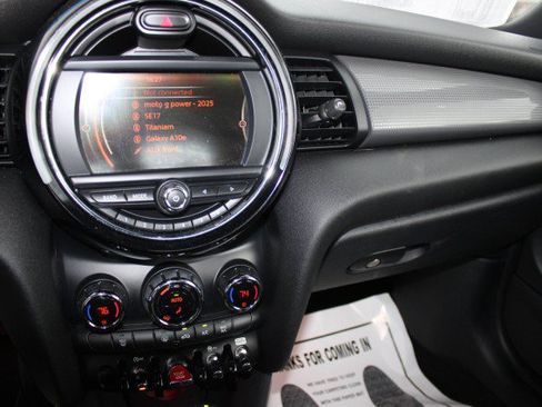Used 2018 MINI Cooper Convertible FWD image 20