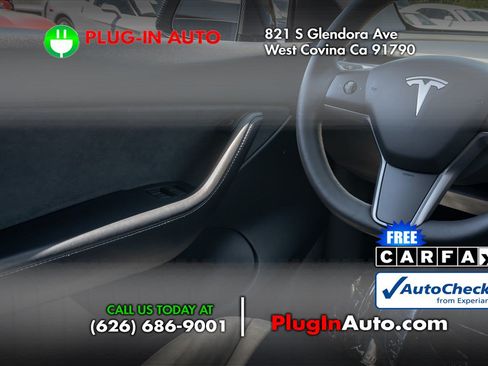 Used 2022 Tesla Model Y Long Range AWD/4WD image 17