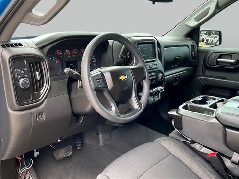 Used 2022 Chevrolet Silverado 1500 Custom RWD image 17
