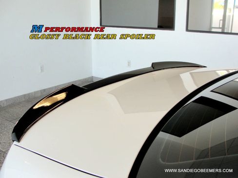Used 2022 BMW 330i Sedan w/ M Sport Package RWD image 9