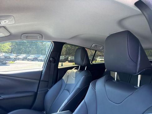 Used 2021 Toyota Prius Prime XLE w/ Carpet Mat Package (TMS) image 16