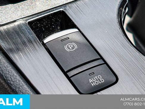 Used 2025 Nissan Rogue SV image 35