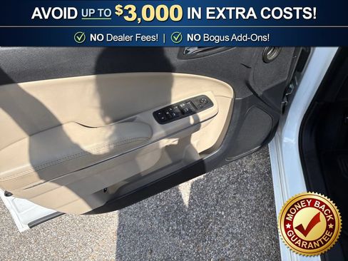 Used 2013 Dodge Charger SE RWD image 16
