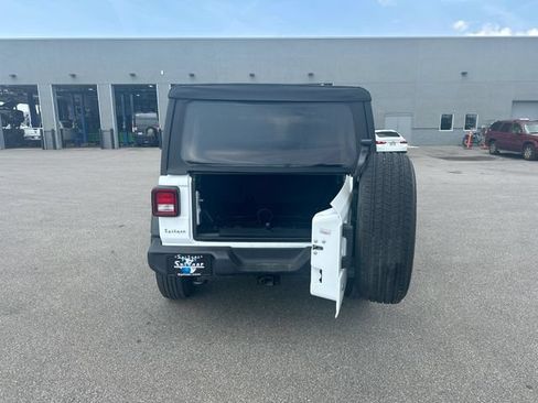 Used 2020 Jeep Wrangler Unlimited Sport AWD/4WD image 25