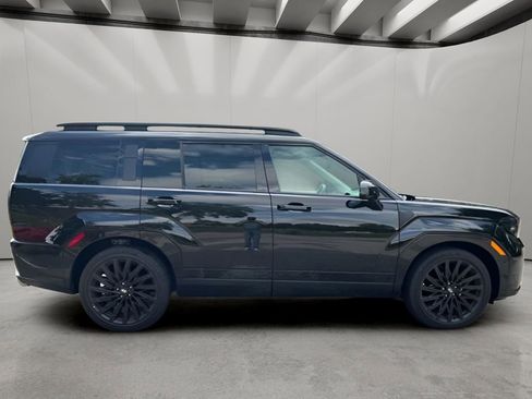 Used 2025 Hyundai Santa Fe Calligraphy image 6