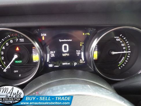 Used 2023 Jeep Wrangler Sahara w/ Cold Weather Group AWD/4WD image 19
