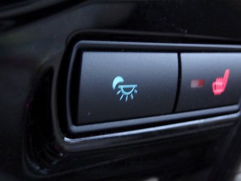 Used 2015 Ford Fiesta Titanium image 41