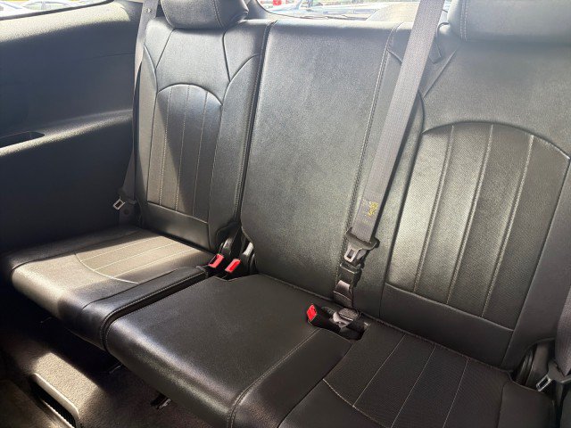 Used 2014 Buick Enclave Premium FWD image 26