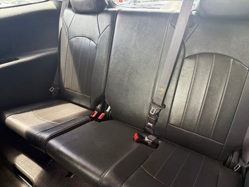 Used 2014 Buick Enclave Premium FWD image 26