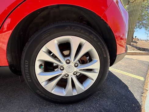 Used 2015 Kia Soul + w/ Audio Package FWD image 4