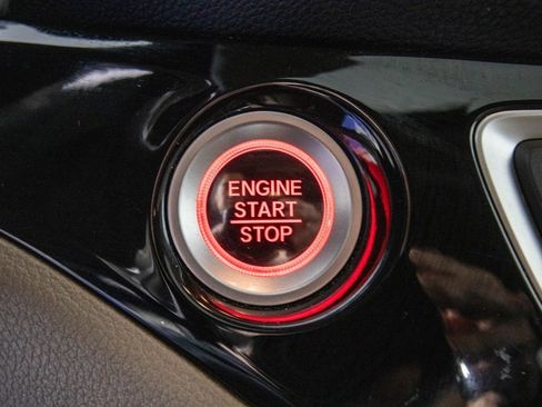 Used 2020 Honda Pilot Touring image 25