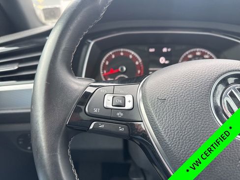Certified 2020 Volkswagen Jetta R-Line image 17