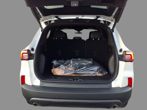 New 2026 Ford Escape ST-Line w/ Tech Pack #1 image 8