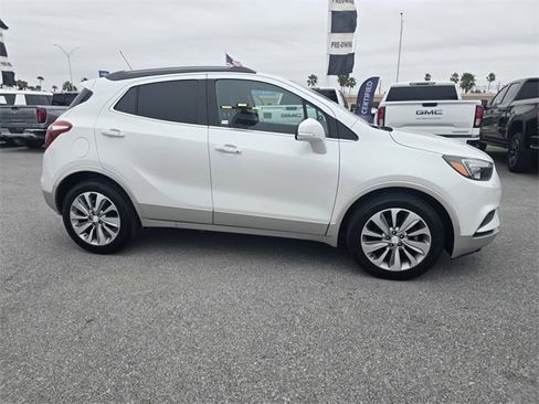 Used 2019 Buick Encore Preferred image 4