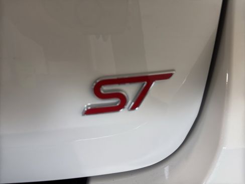 Used 2025 Ford Explorer ST image 10