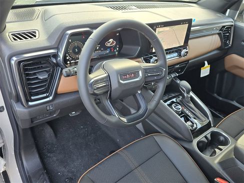 New 2026 GMC Canyon AT4 image 15