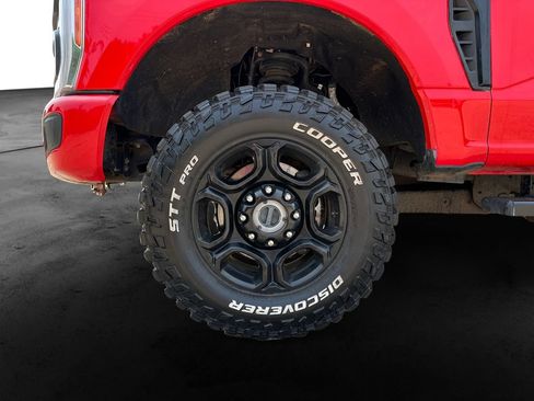 Used 2023 Ford F250 XL w/ STX Appearance Package AWD/4WD image 11