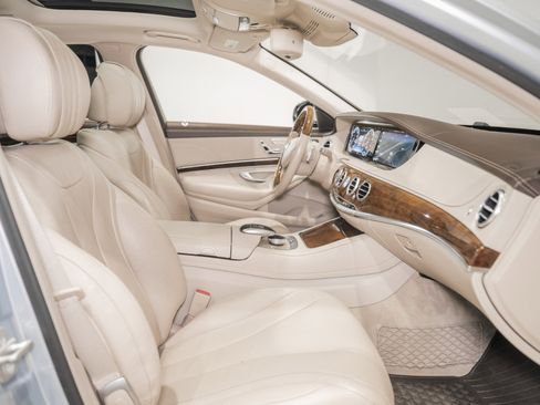 Used 2015 Mercedes-Benz S 550 4MATIC Sedan image 25