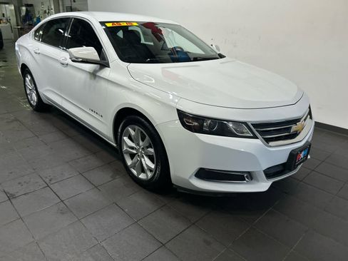 Used 2016 Chevrolet Impala LT w/ Convenience Package FWD image 2