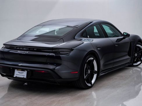 Used 2020 Porsche Taycan 4S image 11