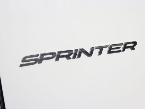 Used 2024 Mercedes-Benz Sprinter 2500 image 8